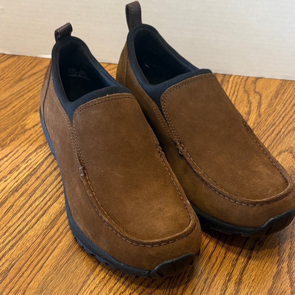 NEW Lands' End Men's Brown Suede Slip-On Loafers, size 10D